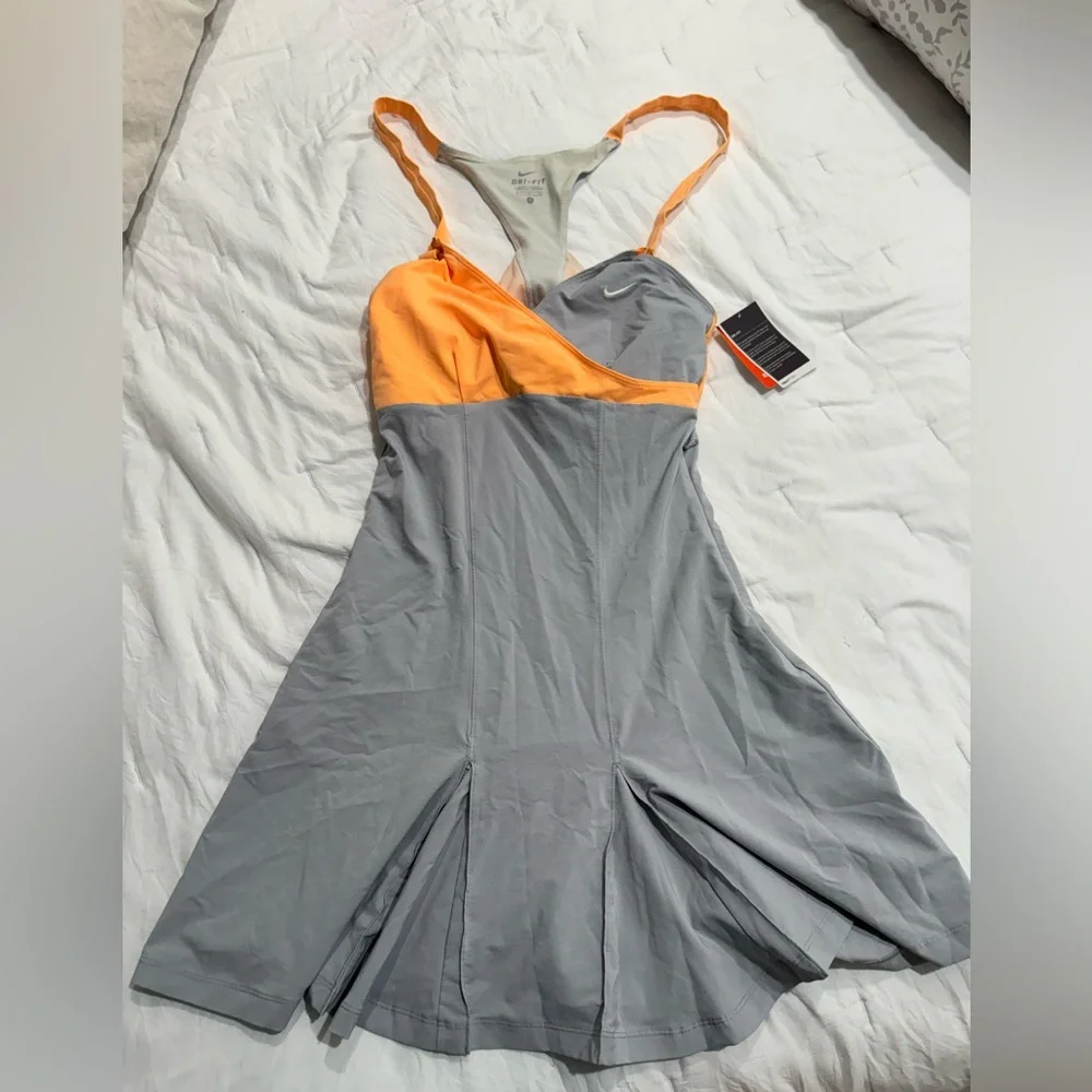 Nike Sharapova tennis dress BNWT - Picture 3 of 4